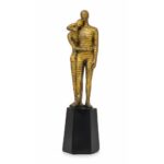 Abstract Couple Embrace Statue - Golden Striped Lovers Sculpture on Black Pedestal - Modern Resin Showpiece for Home Decor & Anniversary Gift